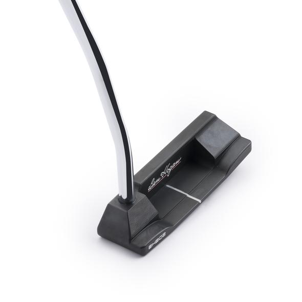 HOGAN-PUTTERS-018_590x