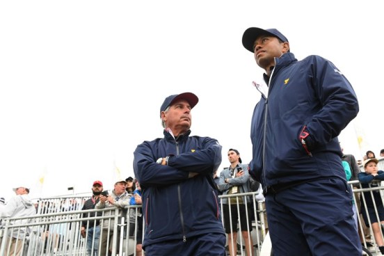 tiger-woods-fred-couples-presidents-cup-2019-saturday-morning-watching